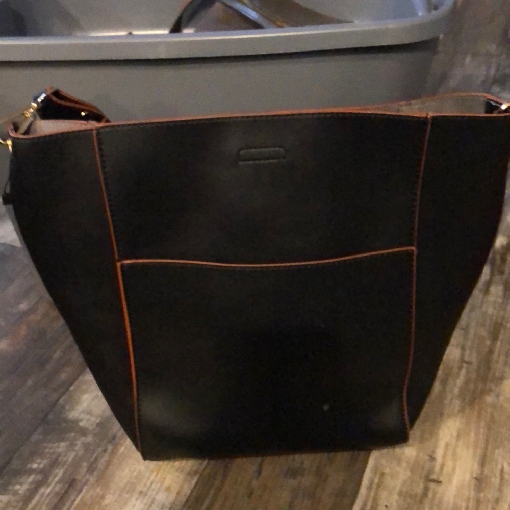 Purse - Picture 2 of 5